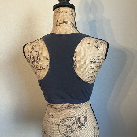 Lot of two nursing bras - Picture 12 of 14